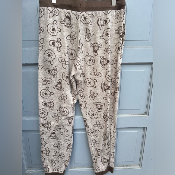 Disney women’s 2 piece cozy pajama set Winnie the Pooh Tan size small, excellent - Picture 14 of 15